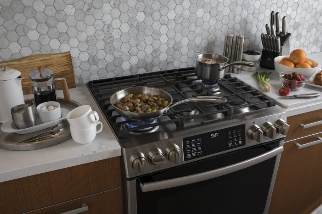 رقم خدمة عملاء شركة اريستون